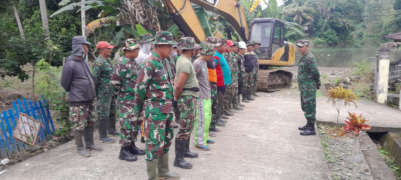 Ini Arahan Pasi-Ops Kodim 1420 Sidrap Kepada Anggota Satgas TMMD ke 18 Sidrap