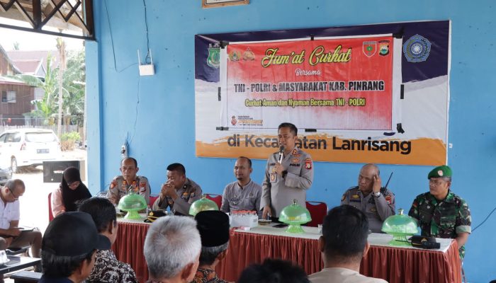 Laksanakan Jumat Curhat, Kapolres Pinrang Tampung Keluhan Masyarakat Di Kantor Camat Lanrisang