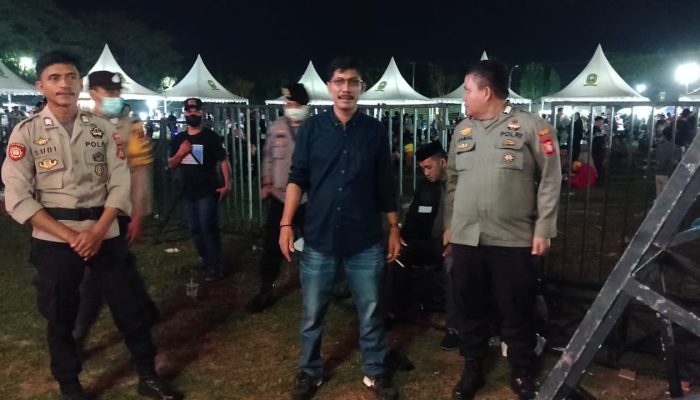 Polres Sinjai Lakukan Pengamanan Panggung Hiburan dan Pasar Rakyat