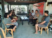 Ini Penyampaian Bhabinkamtibmas Polsek Watang Sawitto Dalam Kegiatan Minggu Kasih di Kelurahan Macorawalie