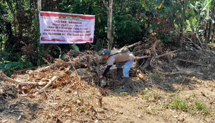 Bati Bakti Siter Kodim 1420/Sidrap Siapkan Lahan untuk Jambanisasi, Upaya Cegah Pencemaran Sungai