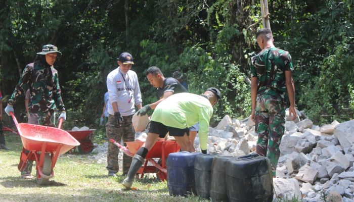 Pasiops Kodim 1420/Sidrap Awasi Pembangunan Jembatan Salowarani, Upaya Pemerataan Pembangunan