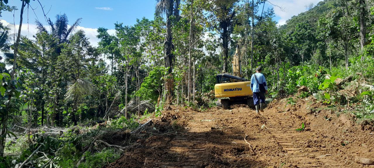 Perintisan Jalan Tani oleh Satgas TMMD Ke-118 Kodim 1420/Sidrap Mulai Terlihat Hasilnya