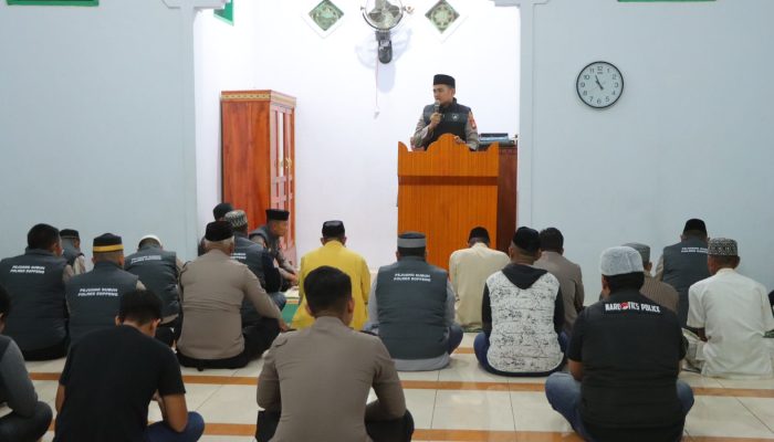 Kapolres Soppeng Pimpin Safari Subuh di Masjid Al – Ikhlas Bila Tungke’e