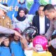 Syukuran HUT Lalulintas Bhayangkara ke 68, Kasat Lantas Polres Pare-Pare Dampingi Kapolres Berbagi Helm