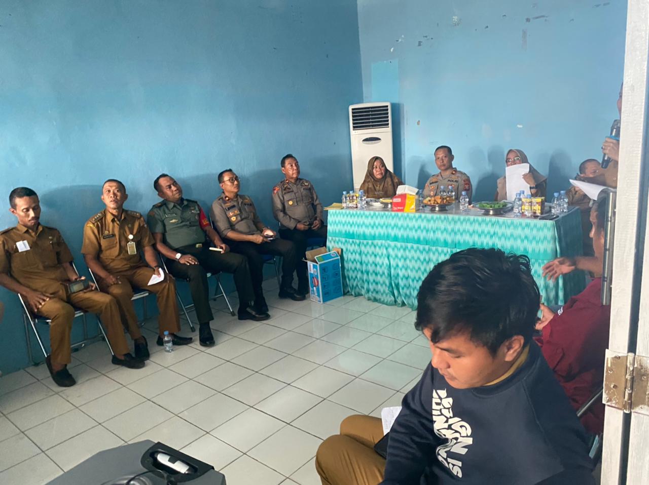 Saat Hadiri Rakor Tingkat Kecamatan Pitumpanua , Wakapolres Ajak Masyarakat Jaga Kamtibmas Jelang Pilkades