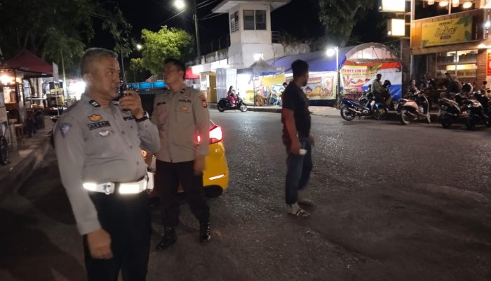 Libatkan Piket Fungsi Polsek Watang Sawitto Laksanakan Patroli di Malam Hari