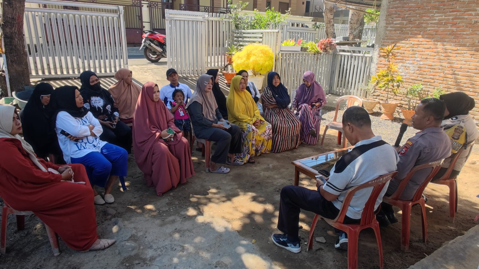 Alami Begal Payudara, Warga Laporkan Di Jumat Curhat Polsek Soreang