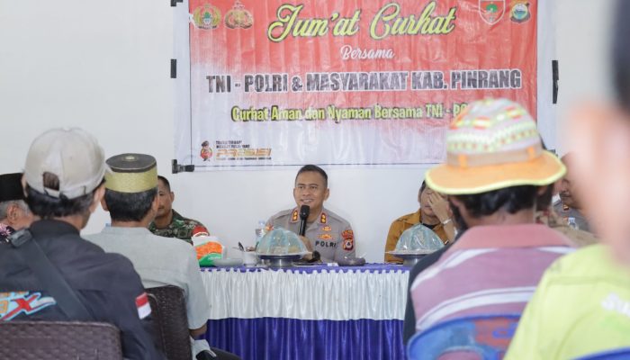 Jumat curhat Kapolres Pinrang Bersama Tokoh Agama Dan Tomas Di kantor desa Bungi