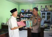 Program 1000, Kapolres Sinjai Kembali Berikan Bantuan Al-Qur’an dan Tali Asih Kepada Pondok Pesantren