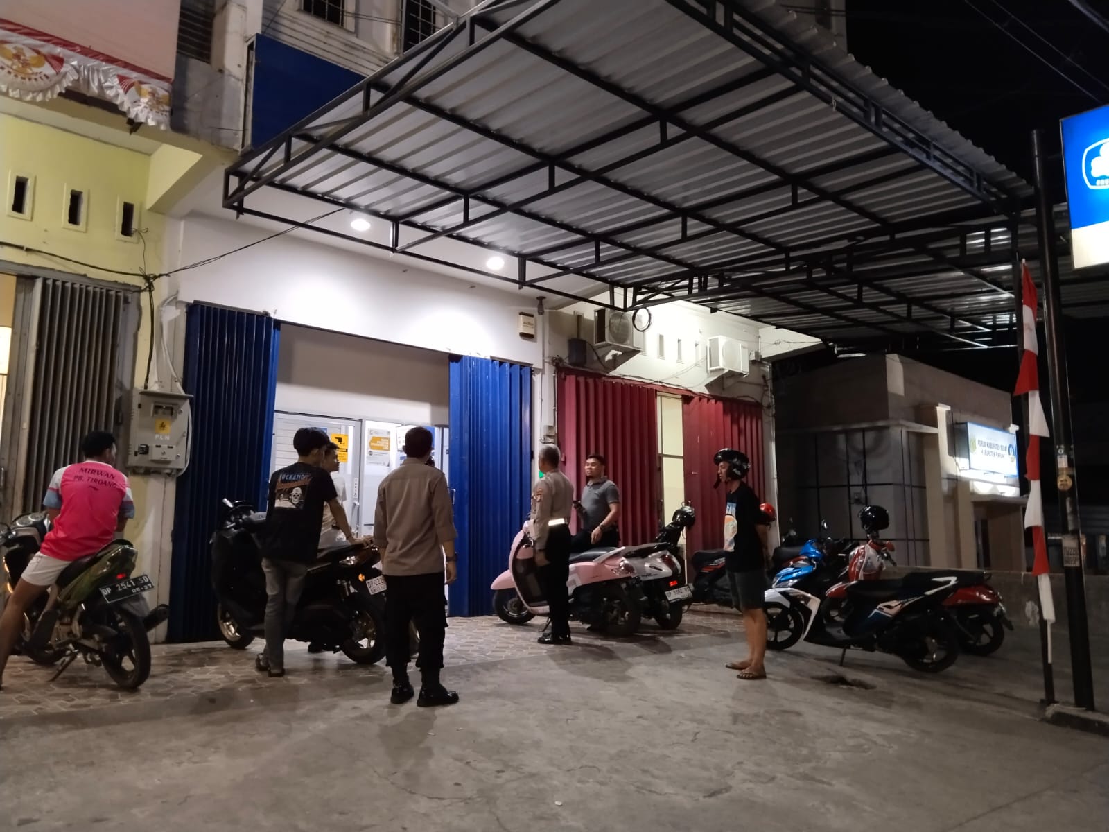 Polsek Watang Sawitto Laksanakan Patroli Dimalam Hari Guna Ciptakan Situasi Kamtibmas yang kondusif