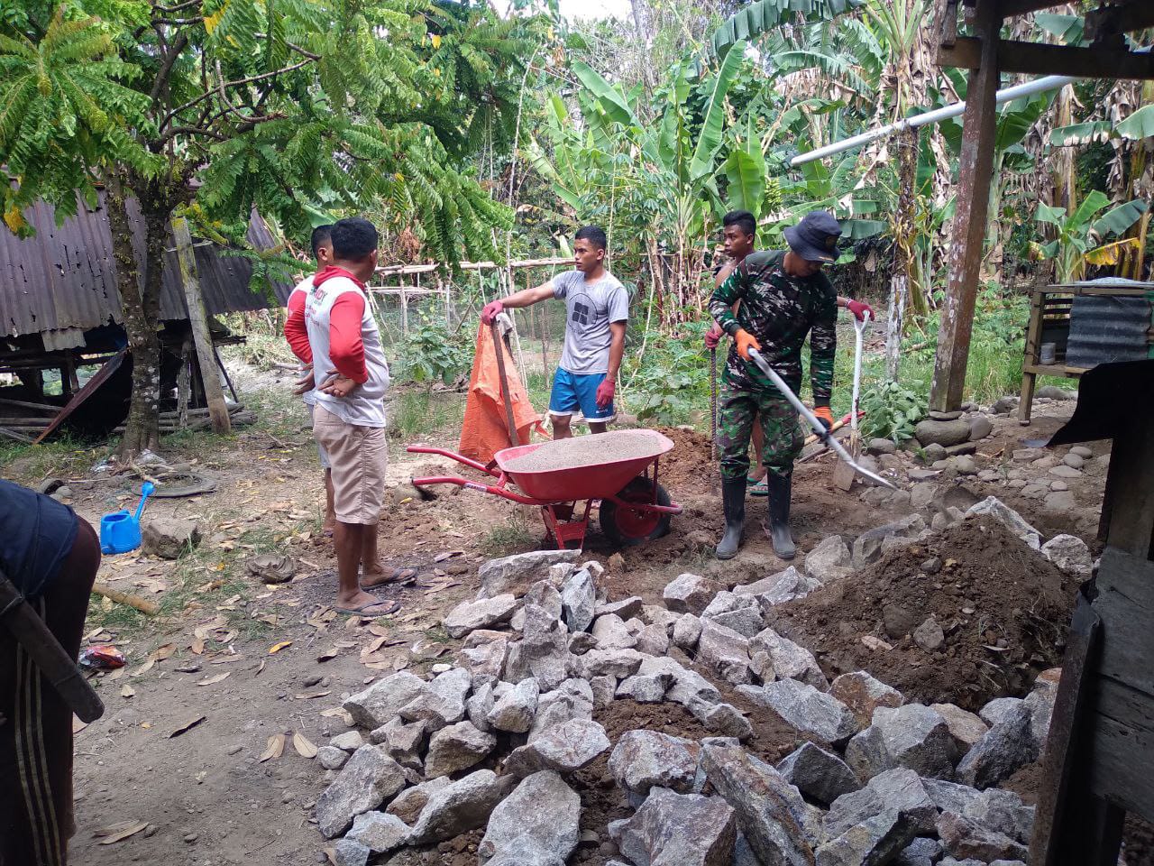 Satgas TMMD Sidrap Mulai Bangun 2 Unit MCK di Dusun 3 Paraja Desa Kalempang