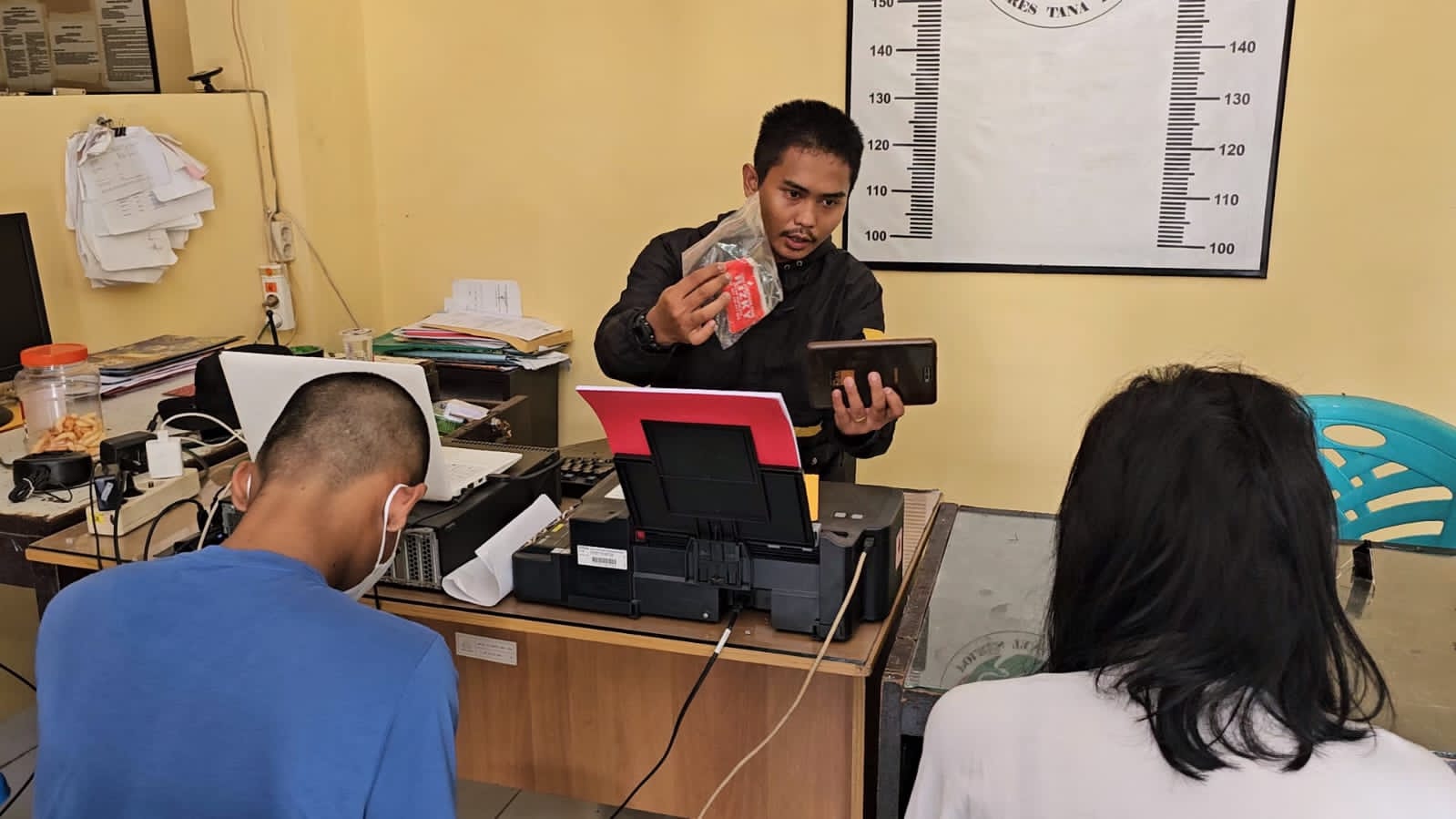 Menantu Bersama Ibu Mertua Ditana Toraja Dibekuk Satuan Reserse Narkoba