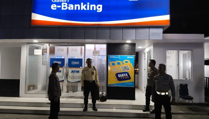 Kapolsek Watang Sawitto Turunkan Personil Lakukan Patroli Di titik Rawan Gangguan Kamtibmas