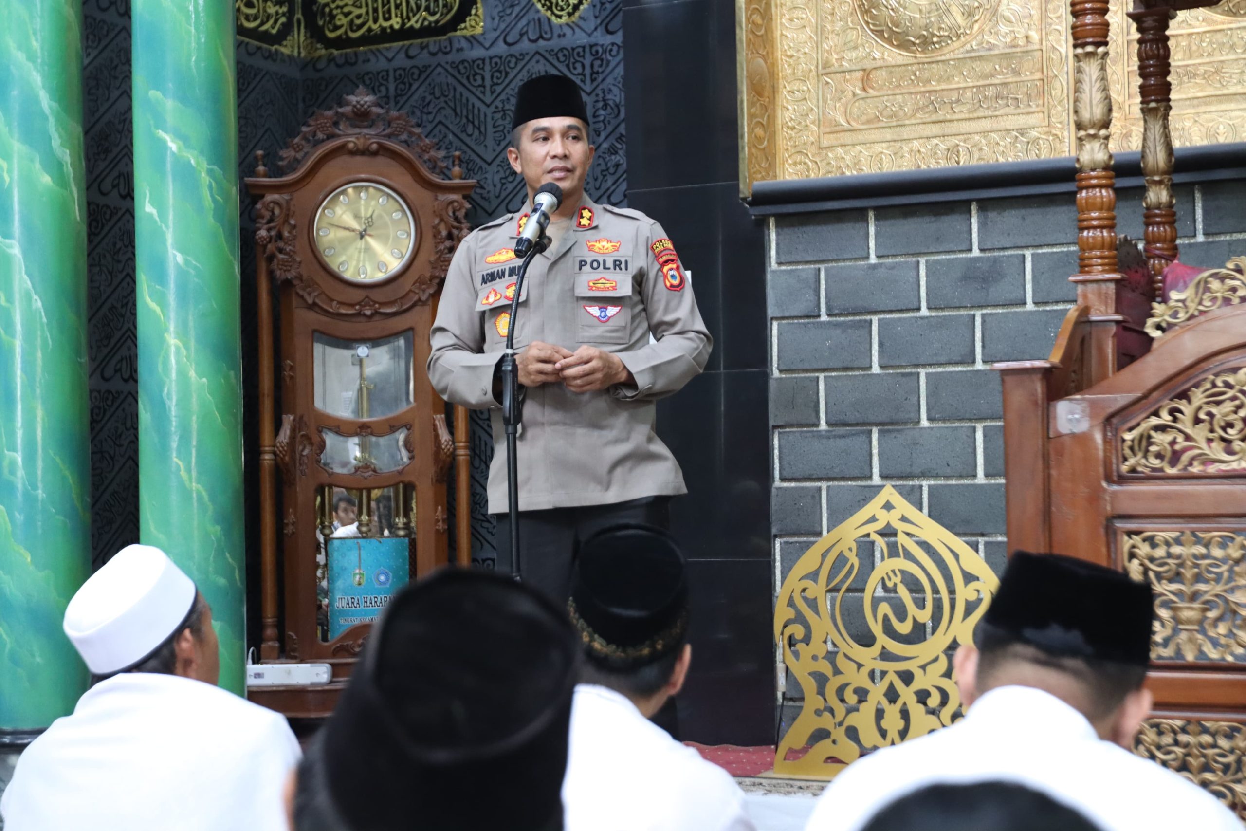 Melalui Jumat Curhat, Kapolres Parepare Harapkan Masyarakat Selalu Menjaga Kamtibmas