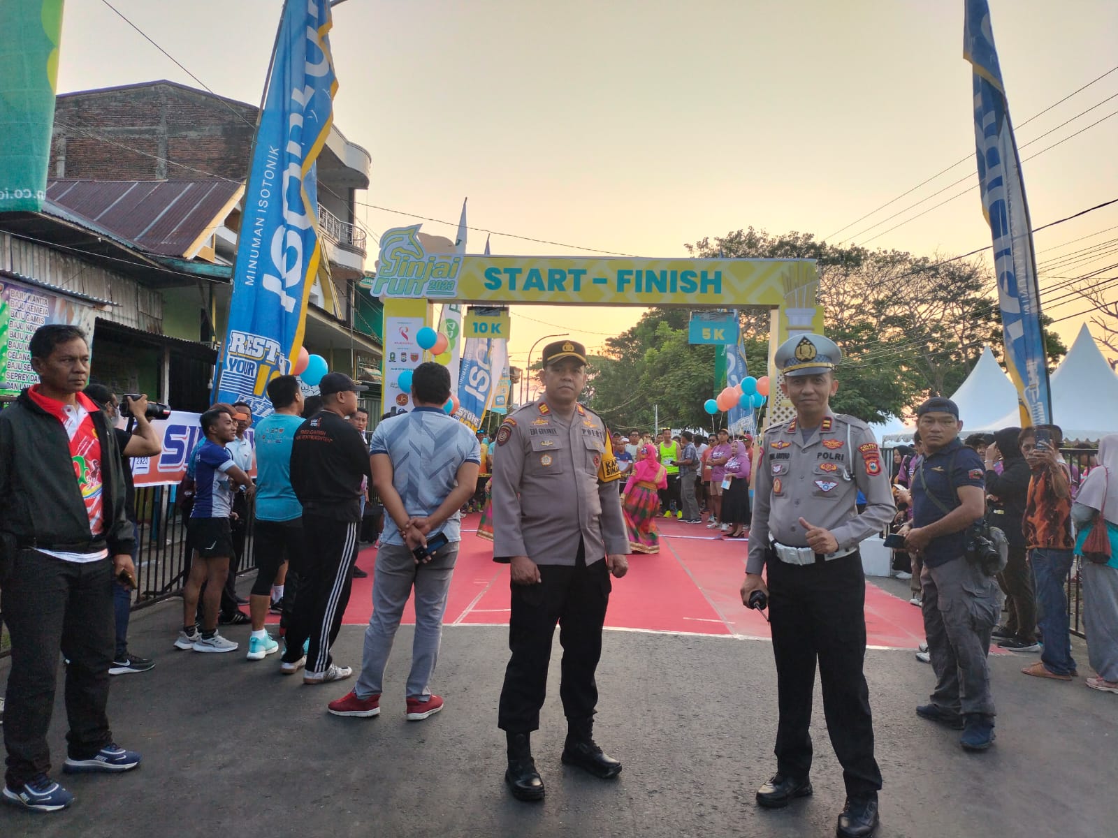 Kasat Lantas Pimpin Langsung PAM Gatur Lalin Fun Run Kabupaten Sinjai