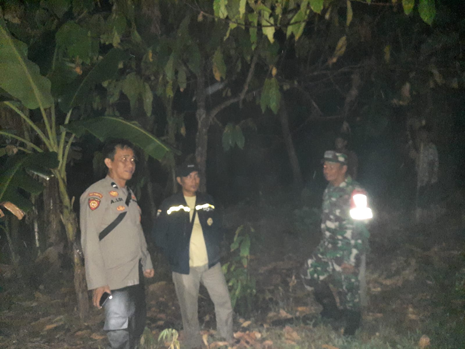 Kebakaran Lahan di Tassokoe, Kapolsek Watang Sawitto Himbau Warga Tingkatkan Kewaspadaan