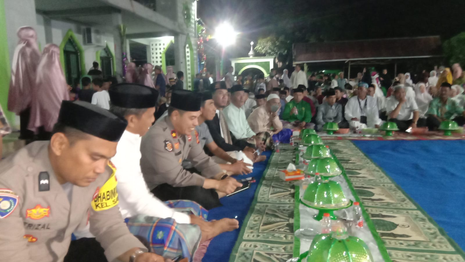 Kapolsek Watang Sawitto Hadiri Peringatan Maulid Nabi di Masjid Al Fala Garessi