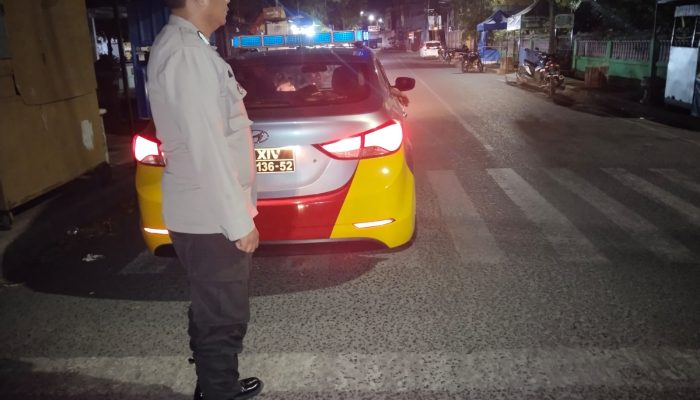 Menyasar Titik Rawan Gangguan Kamtibmas,Polsek Watang Sawitto Lakukan Patroli di Malam Hari