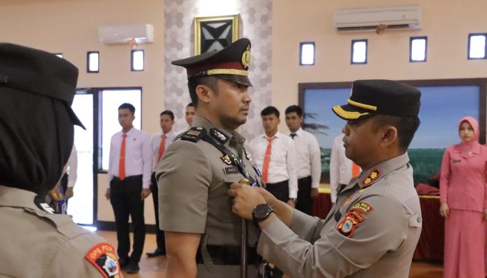 Kapolres Pinrang Pimpin Upacara Penyerahan Dan Pelepasan Jabatan Kasat Resnarkoba