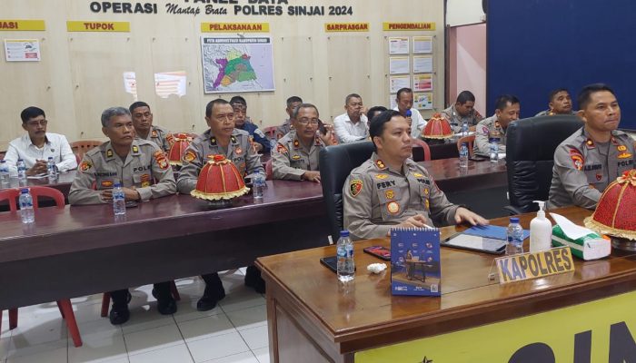 Ukur Kinerja Jajaran, Kapolres Sinjai Pimpin Anev Gangguan Kamtibmas Mingguan Secara Virtual