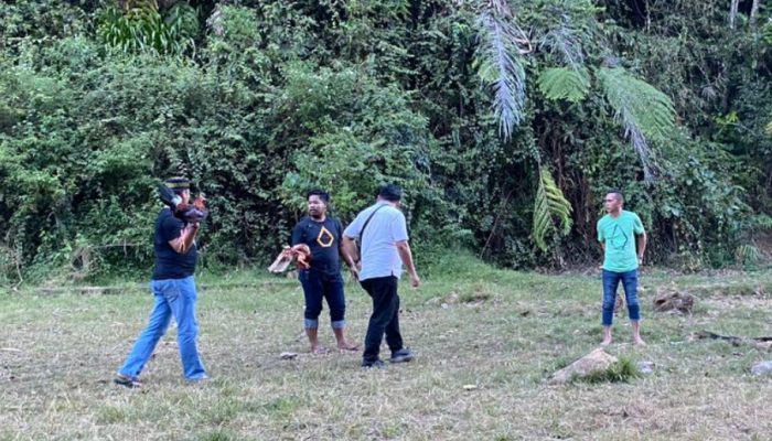 Diwarnai Aksi Kejar-kejaran, Sat Reskrim Polres Toraja Utara Kembali Gerebek Arena Judi Sabung Ayam di Palawa’ Sesean