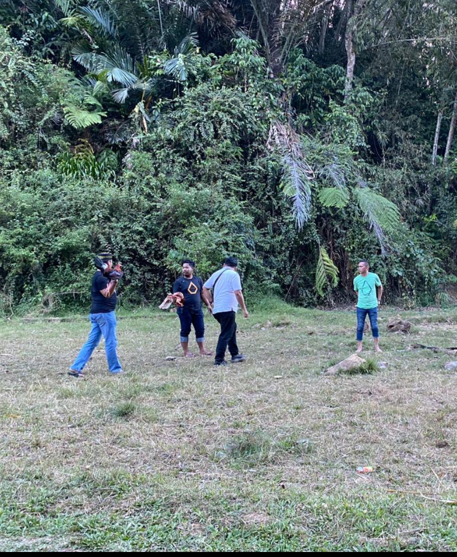 Diwarnai Aksi Kejar-kejaran, Sat Reskrim Polres Toraja Utara Kembali Gerebek Arena Judi Sabung Ayam di Palawa’ Sesean