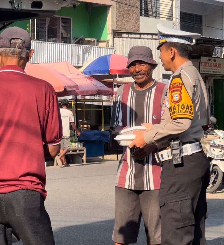 Kasat Lantas Polres Sinjai Pimpin Pelaksanan Jum'at Berkah
