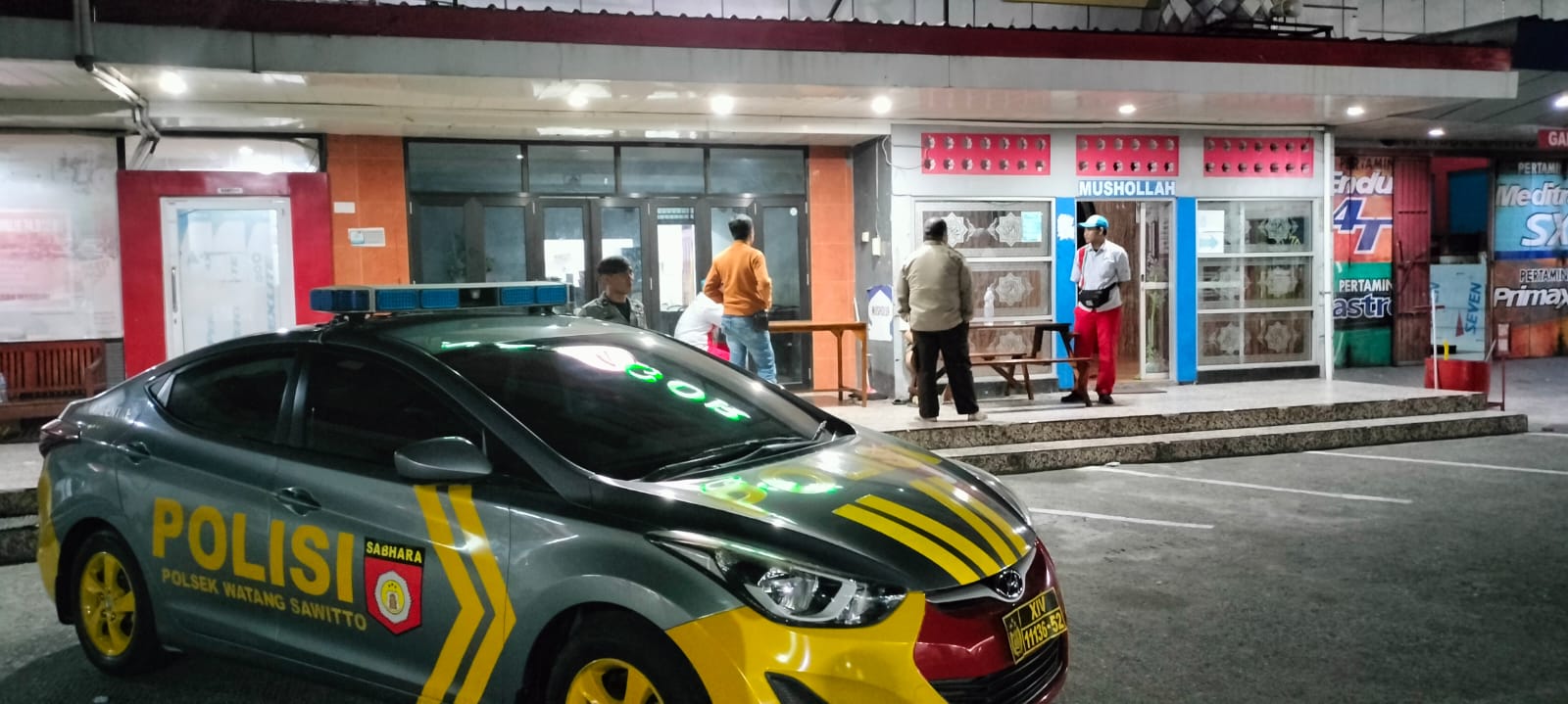 Antisipasi Gangguan Kamtibmas,Personil Polsek Watang Sawitto Laksanakan Patroli