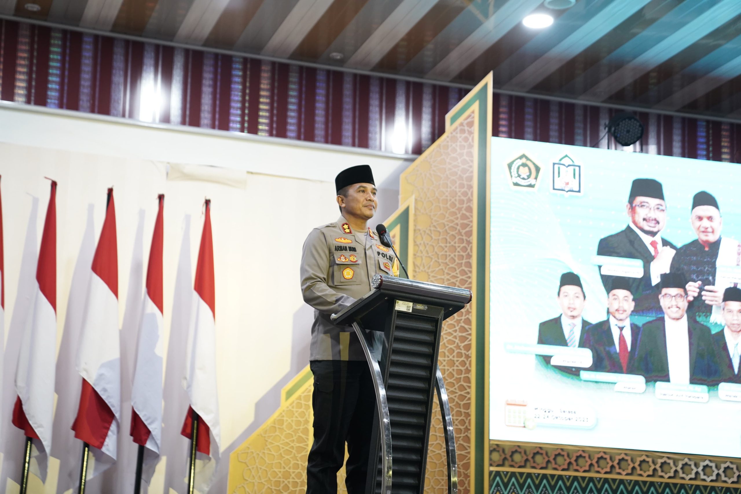 Peringatan Hari Santri Nasional Di Kampus IAIN, Kapolres Parepare Tebar Pesan Pemilu Damai 2024