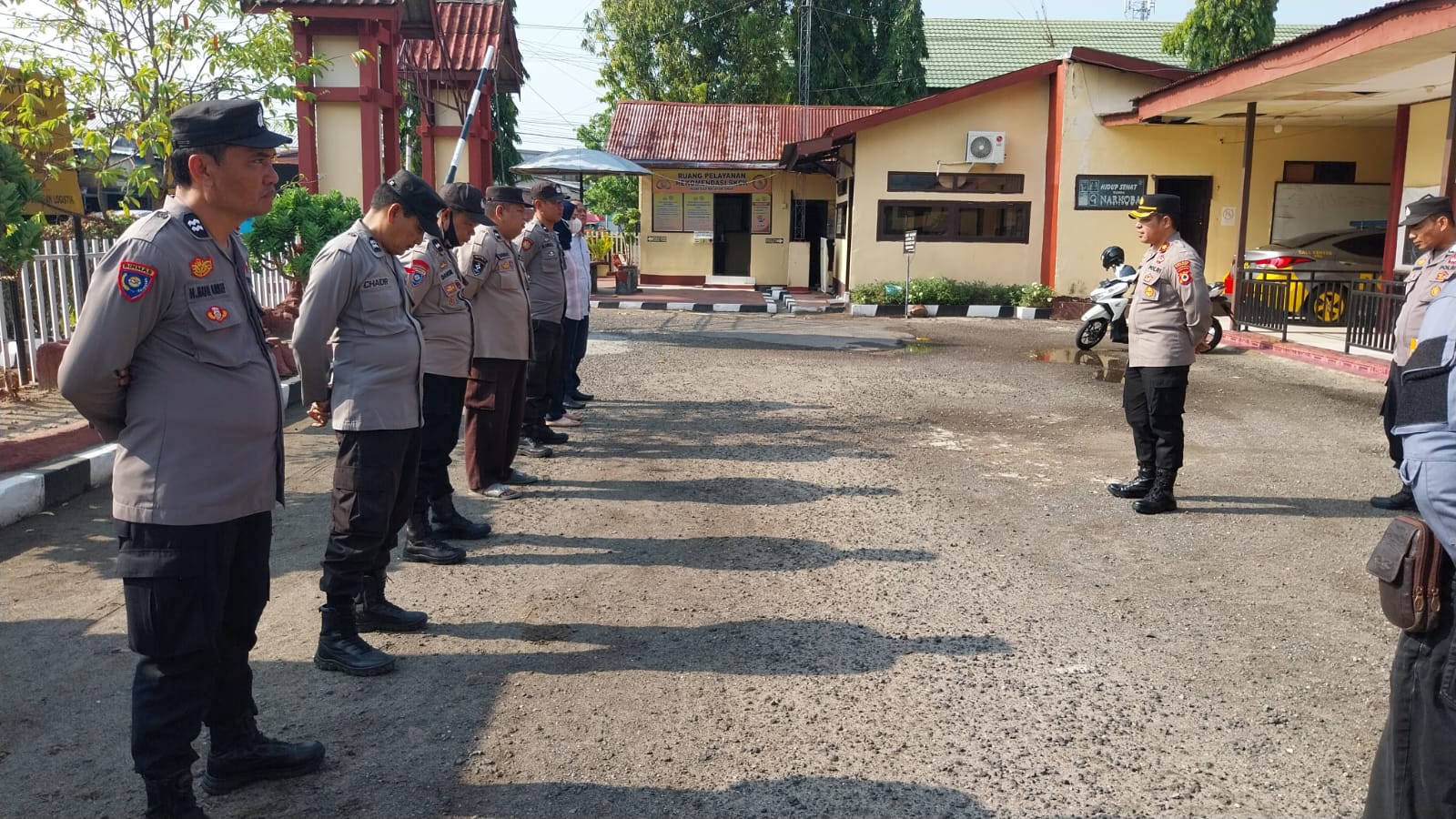 Pimpin Apel Pagi, Kapolsek Watang Sawitto Sampaikan ini Ke Personil