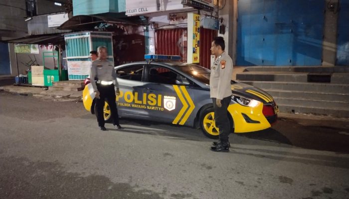 Personil Polsek Watang Sawitto Laksanakan Patroli Dimalam Hari, Ini Tujuannya