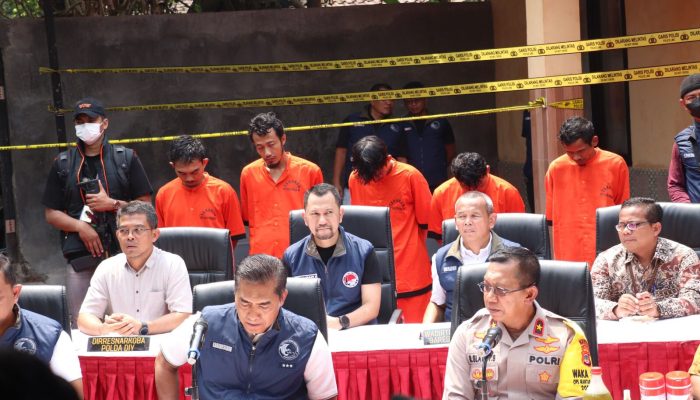 Bareskrim Bongkar Peredaran Gelap Narkoba Modus Keripik Pisang