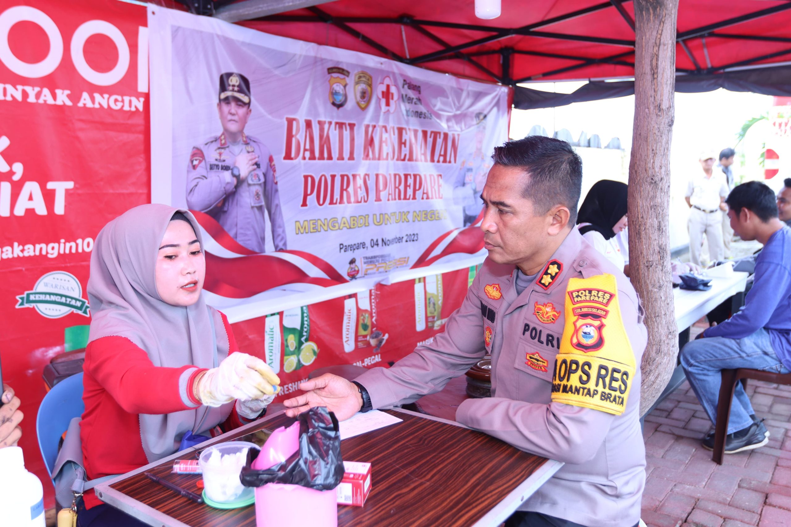 Kapolres Pare-Pare Pimpin Pelaksanaan Donor Darah Dalam Rangka Menyambut Rakorbin SDM dan PNS Polri 2023