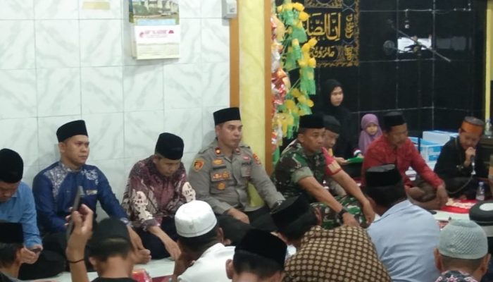 Kapolsek Watang Sawitto Hadiri Maulid Nabi Muhammad SAW di Masjid Al-Ikhlas Sarempo