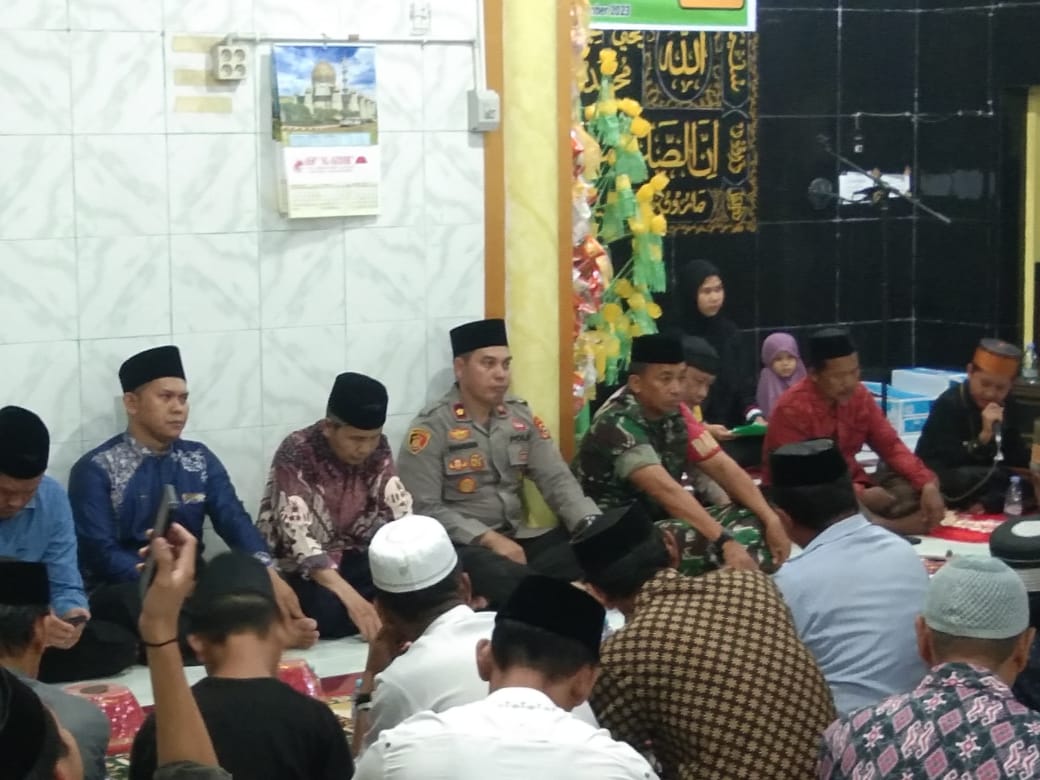 Kapolsek Watang Sawitto Hadiri Maulid Nabi Muhammad SAW di Masjid Al-Ikhlas Sarempo