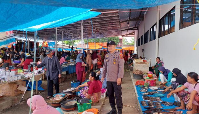 Kanit Binmas Polsek Bola Polres Wajo Gencarkan Patroli Dialogis Dititik Rawan Gangguan Kamtibmas