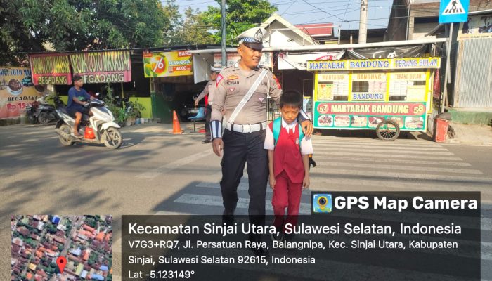 Ops Mantap Brata, Satgas Kamseltibcarlantas Polres Sinjai Rutin Gelar Pengaturan Lalu Lintas Pagi Hari