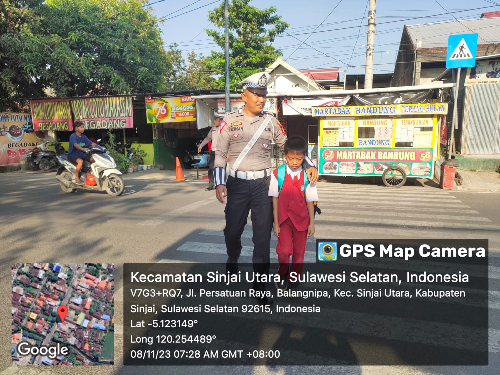 Ops Mantap Brata, Satgas Kamseltibcarlantas Polres Sinjai Rutin Gelar Pengaturan Lalu Lintas Pagi Hari