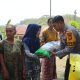 Kapolres Soppeng Kunjungi Lokasi TPS Terjauh dan Salurkan Baksos Kepada Warga Yang Kurang Mampu