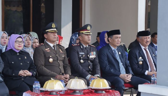 Kapolres Pinrang Mengahdiri Upacara Peringatan Hari Pahlawan Nasional ke-78 Kabupaten Pinrang