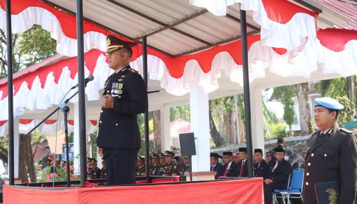Kapolres Wajo Bertindak Selaku Inspektur Upacara di Hari Pahlawan Nasional ke-78