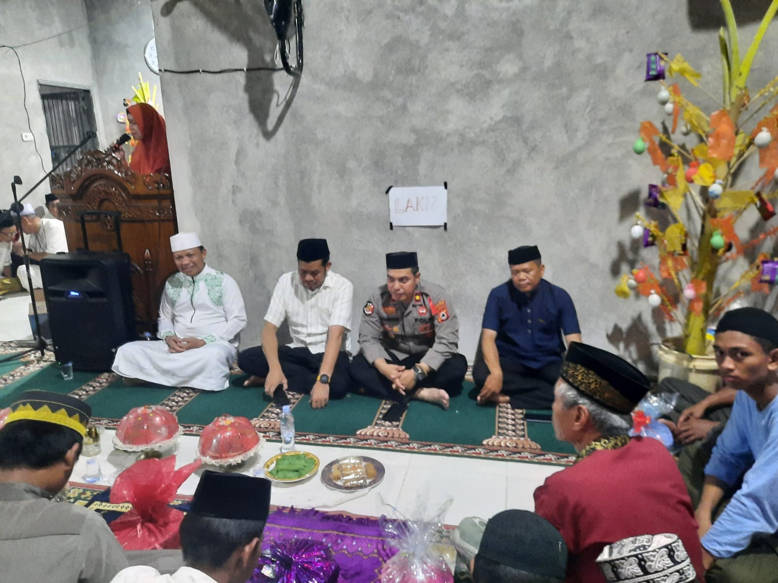 Kapolsek Watang Sawitto Hadiri Maulid Nabi Muhammad SAW di Lingkungan Madallo