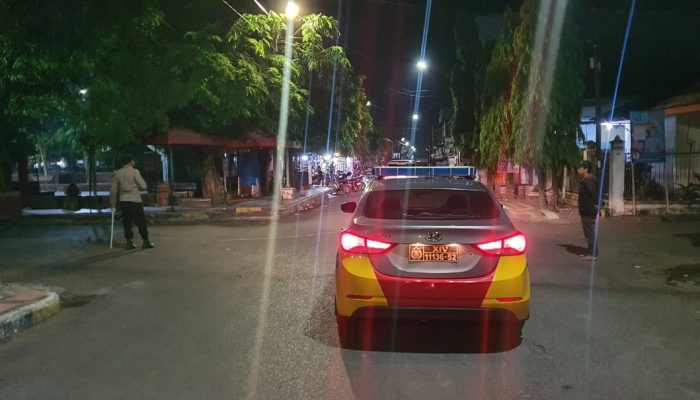 Akhir Pekan, Personil Polsek Watang Sawitto Berpatroli di Titik Rawan Kejahatan