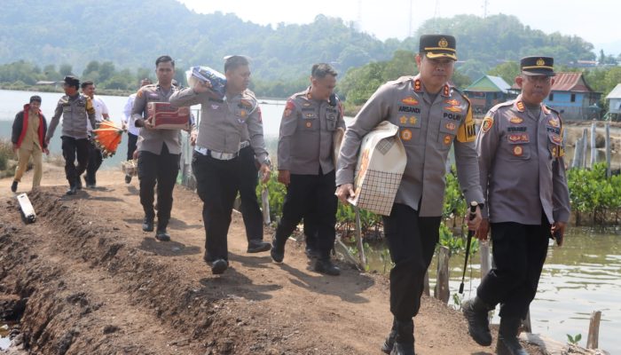 Patroli Baksos Polres Luwu Sambangi Anak Disabilitas Yang Ingin Jadi Arsitek
