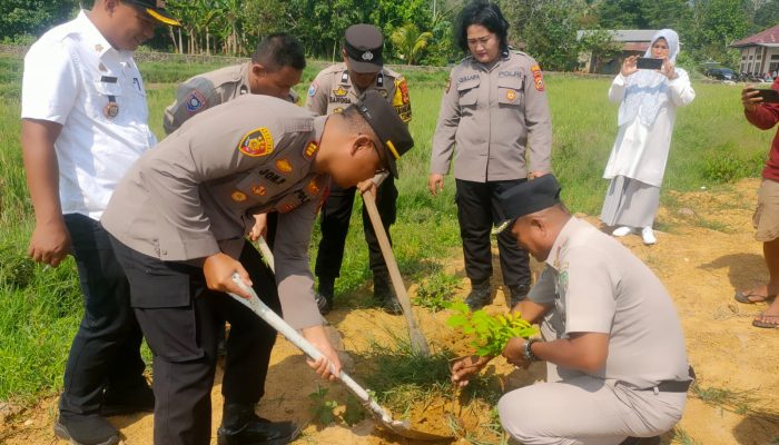 Polres Palopo Laksanakan Penanaman Pohon Serentak
