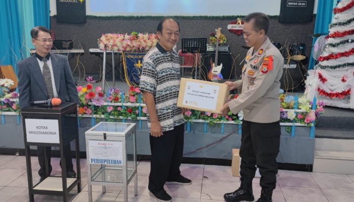 Emban Amanah Minggu Kasih, Kasat Binmas Sampaikan Pesan Kapolres Parepare Di Gereja Bethany