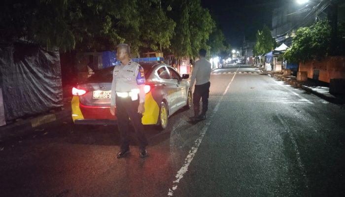 Jaga Kamtibmas, Personil Polsek Watang Sawitto Terus Gencarkan Patroli Malam Hari