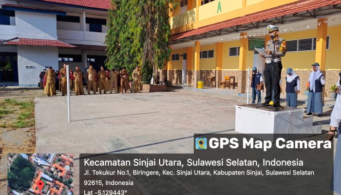 Police Go To School, Kasat Lantas Polres Sinjai Bertindak Sebagai Pembina Upacara Di SMKN 1