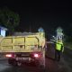 Bahayakan Pengguna Jalan, Sat Lantas Polres Pinrang Tertibkan Truk Pengangkut Tanah Dan Pasir Tanpa Penutup